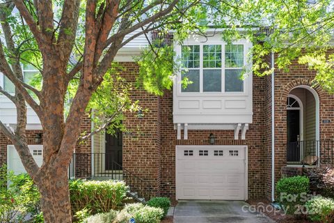 11122 Green Spring Drive