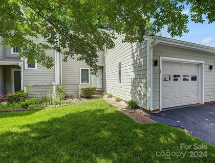 16727 Spinnaker Lane sold townhome in Mariner Villas, Cornelius, NC