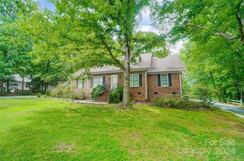 905 Pilgrim Forest Drive sold home in Pilgrim Forest, Monroe, NC