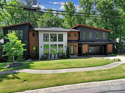 2732 Huntingtowne Farms Lane