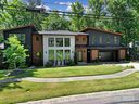2732 Huntingtowne Farms Lane sold home in Charlotte, SC