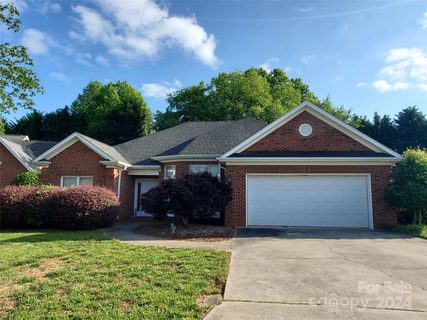 2137 Water Oak Lane sold home in Waterford Place, Gastonia, NC