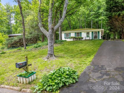 19 Hillview Circle sold home in Rolling Green, Asheville, NC