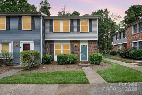 1201 Scaleybark Road D sold townhome in Pines of Woodlawn, Charlotte, NC