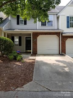 8653 Robinson Forest Drive sold home in Tyler Woods, Charlotte, NC