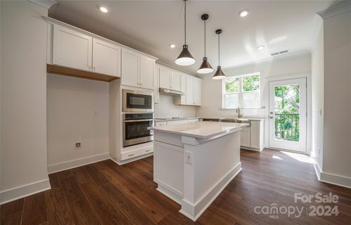 2051 Evolve Way