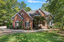 1306 Veery Court sold home in Matthews, SC