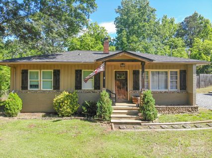 881 Bellview Drive sold home in Crestland Heights, Shelby, NC