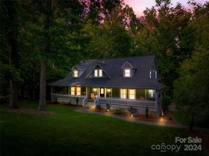 19117 Callaway Hills Lane sold home in Runneymede, Davidson, NC