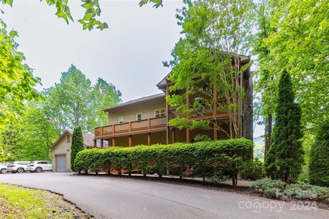 100 White Oak Pointe #2