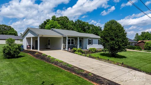 6 Plaza Drive sold home in Hunters Creek, Granite Falls, NC