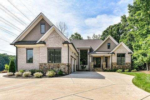 1512 Waybridge Way sold home in Waybridge, Weddington, NC