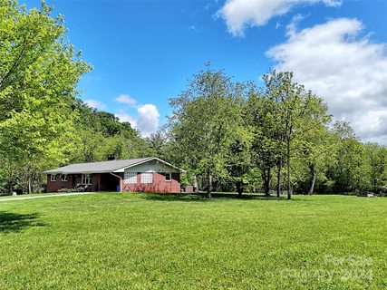 290 Garden Lane sold home in J H Plott, Canton, NC