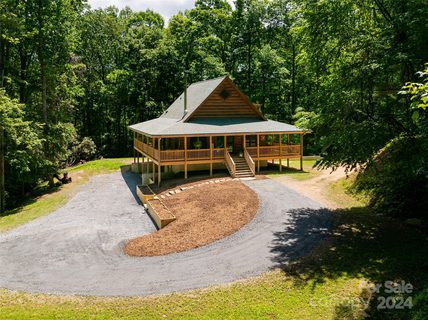 1063 Lower Loop Drive sold home in Burney Mountain, Fletcher, NC