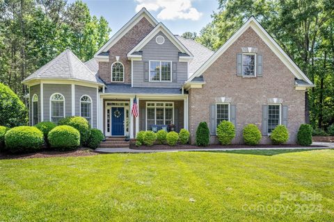 19825 Callaway Hills Lane sold home in Runneymede, Davidson, NC