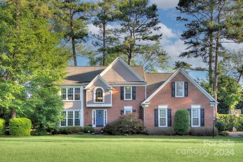 12037 Provincetowne Drive sold home in Williamsburg, Charlotte, NC