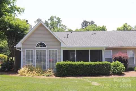 21163 Cold Spring Lane sold condo in Lake Crest, Cornelius, NC