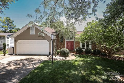 13000 Indian Hills Lane sold home in Greycrest, Charlotte, NC