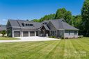 582 Skytop Farm Lane sold home in Hendersonville, SC