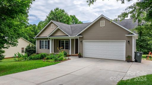 2255 Picnic Drive sold home in South Lakes, Newton, NC