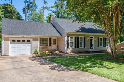 2350 Londonderry Drive sold home in Monticello Woods, Gastonia, NC
