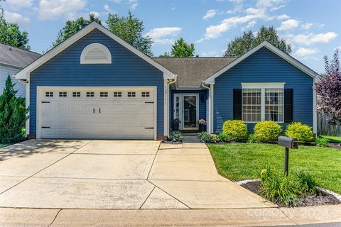 12111 Dolomite Drive sold home in Woodside Village, Pineville, NC