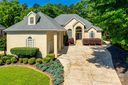 7125 Olde Sycamore Drive sold home in Mint Hill, SC