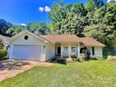 16202 Amber Field Drive sold home in Huntersville, SC