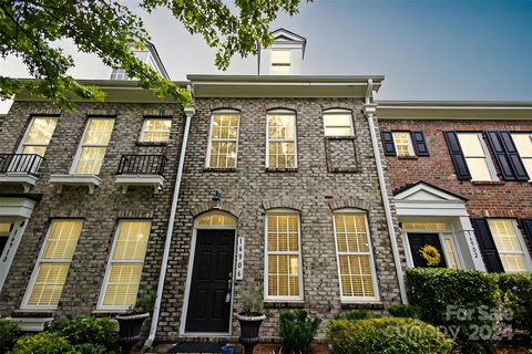 16906 Summers Walk Boulevard