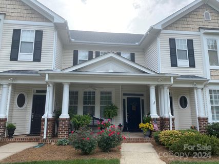 2077 Gable Way Lane sold townhome in Chestnut Oaks, Matthews, NC