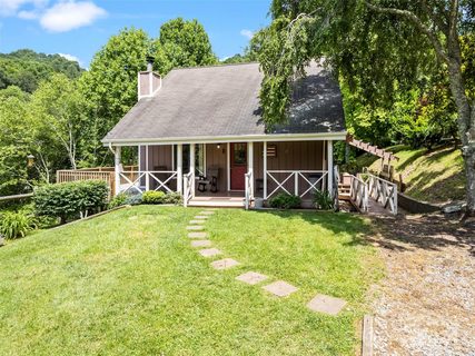 949 Maple Springs Drive sold home in Maple Springs, Waynesville, NC
