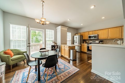 5321 Dockery Drive