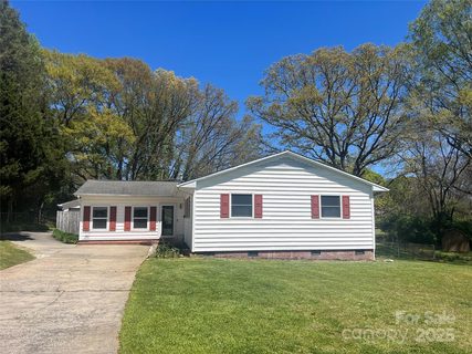 915 Timberlane Drive sold home in Oakcrest, Mount Holly, NC