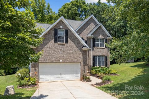 846 Lynnwood Farms Drive sold home in Lynnwood Farms, Fort Mill, SC