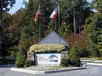 Homes in New Harborgate, Denton