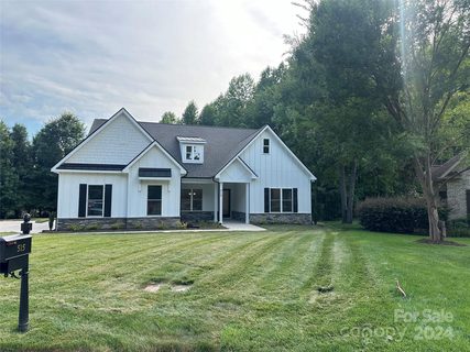 515 Hagen Court sold home in The Crescent, Salisbury, NC