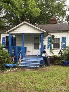 647 Simpson Street
