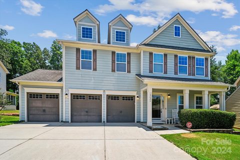 12426 Pine Terrace Court sold home in Pine Knoll, Charlotte, NC