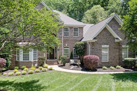 7854 Shelter Cove Lane
