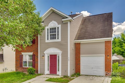 709 Aberdeen Glen Place sold home in Sadler Ridge, Charlotte, NC