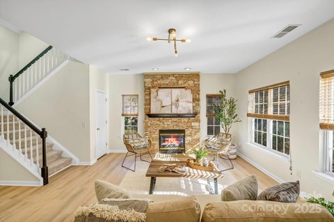 2907 Meherrin Court