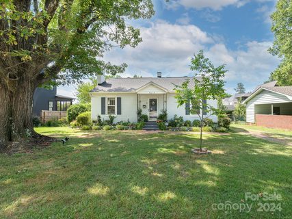 3819 Plainview Road