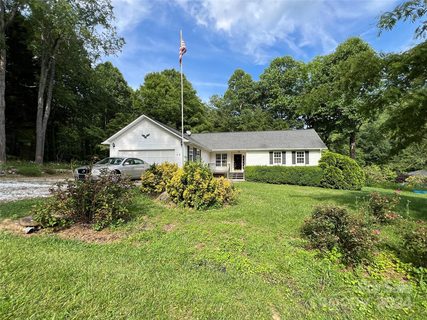 1 Bear Trail sold home in Echo Valley Estates, Fairview, NC