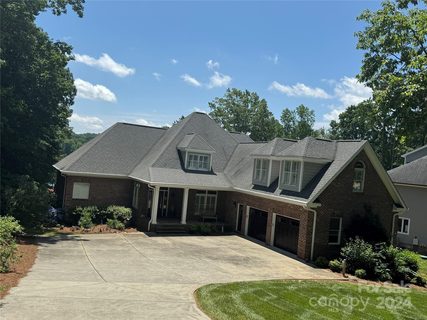 106 Emerald Point Lane