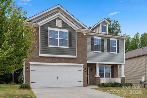 8622 Hunters Knoll Lane