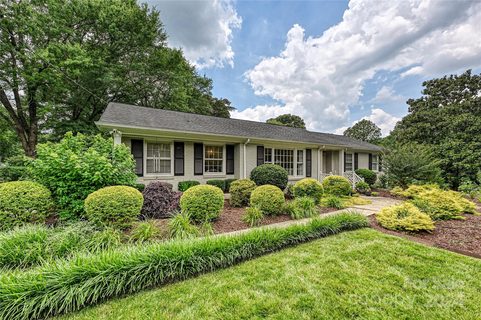 5018 Beckford Drive sold home in Sharonwood Acres, Charlotte, NC