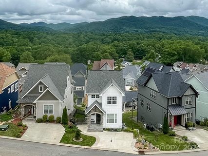 56 Tudor Way
