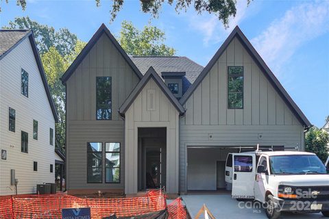 2220 Yadkin Avenue