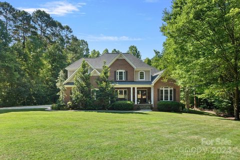 158 Waterbury Drive sold home in Northington Woods, Mooresville, NC