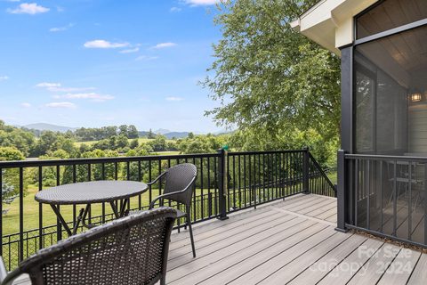 27 Dreambird Drive